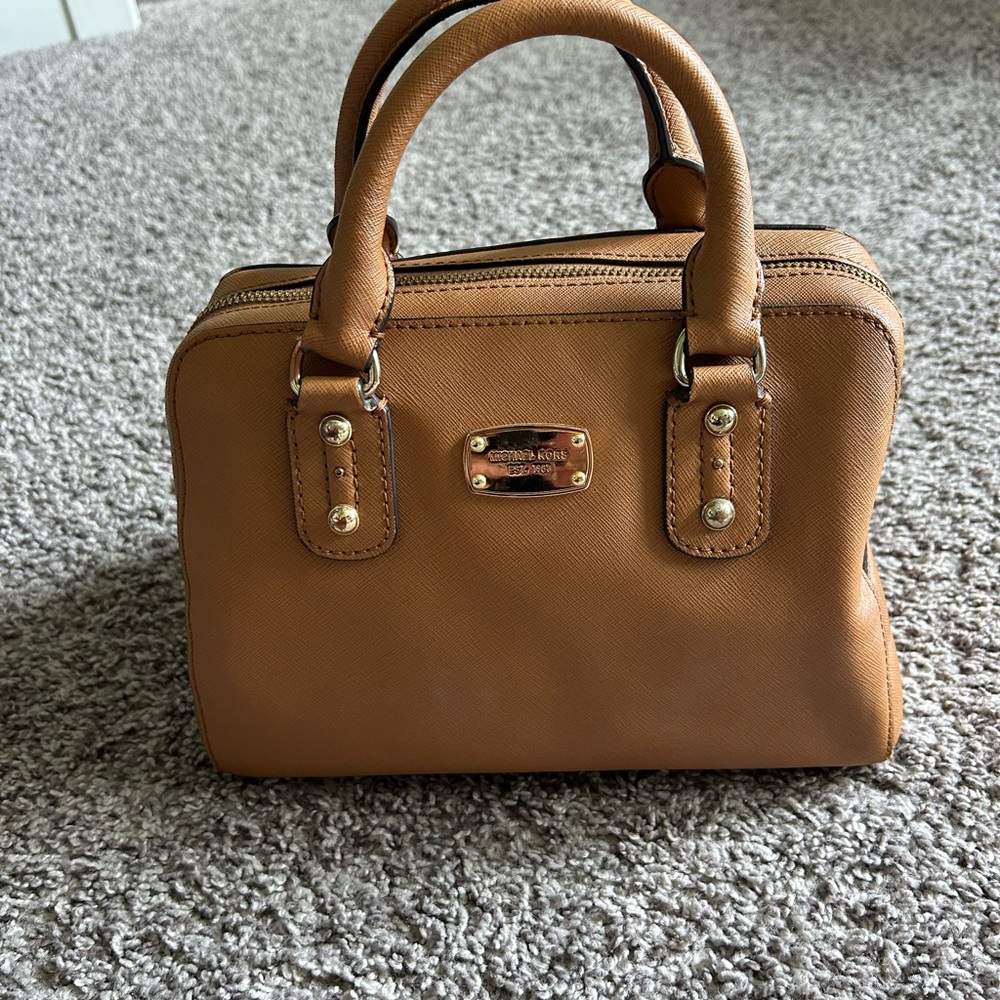Micheal Kors Saffiano Acorn Small Satchel Leather Purse